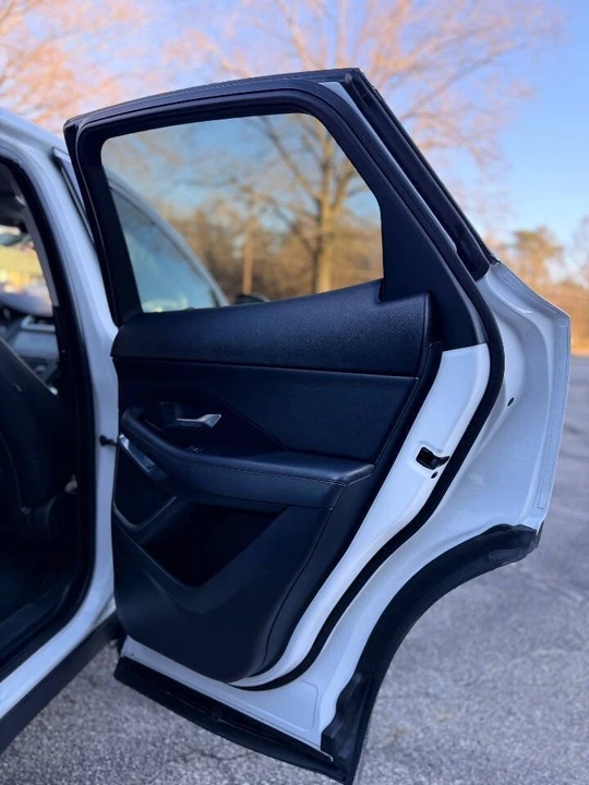 2019 Jaguar E-Pace - Image 16 of 20