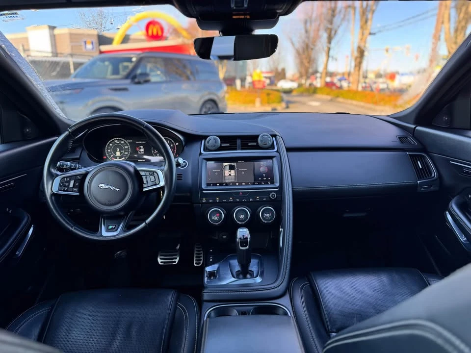 2019 Jaguar E-Pace - Image 13 of 14