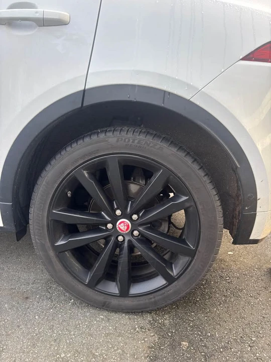 2019 Jaguar E-Pace - Image 3 of 8