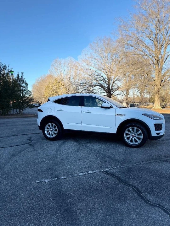 2019 Jaguar E-Pace - Image 6 of 20