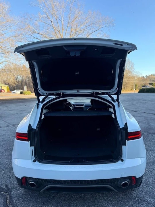 2019 Jaguar E-Pace - Image 15 of 20