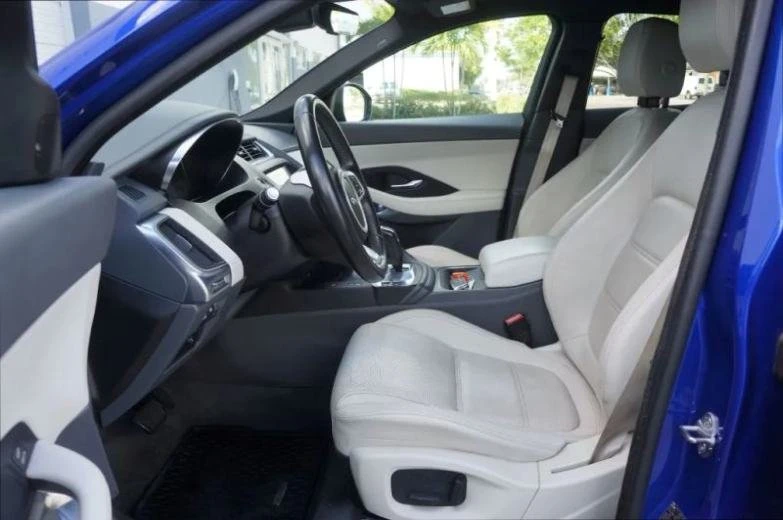 2019 Jaguar E-Pace - Image 16 of 20