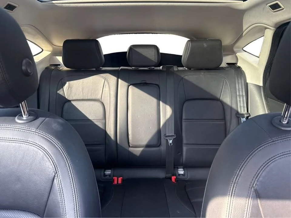 2019 Jaguar E-Pace - Image 8 of 16