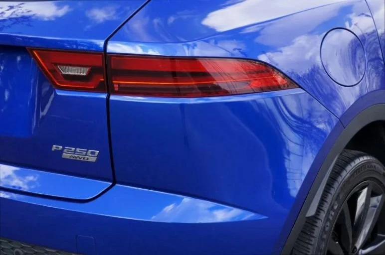 2019 Jaguar E-Pace - Image 11 of 20