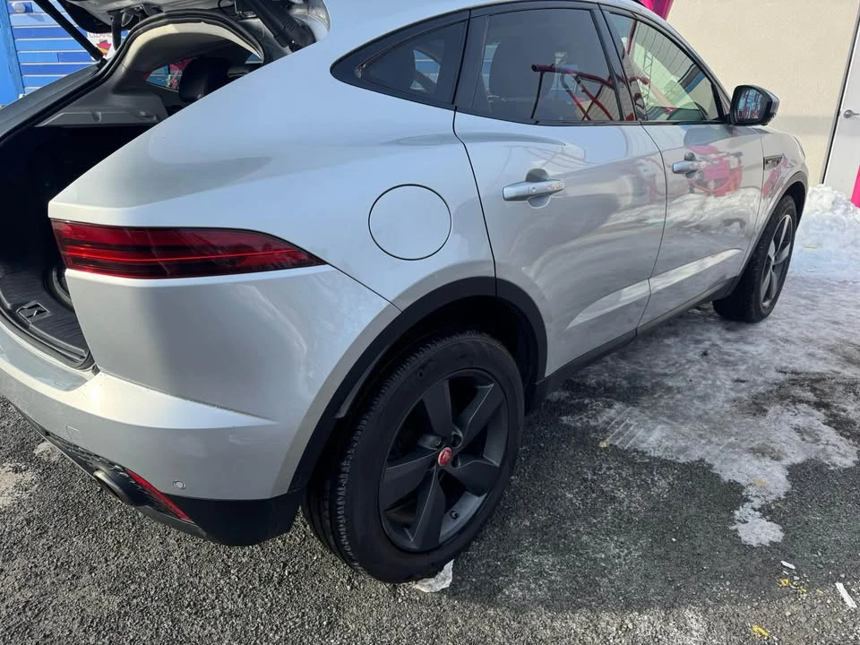 2019 Jaguar E-Pace - Image 5 of 14