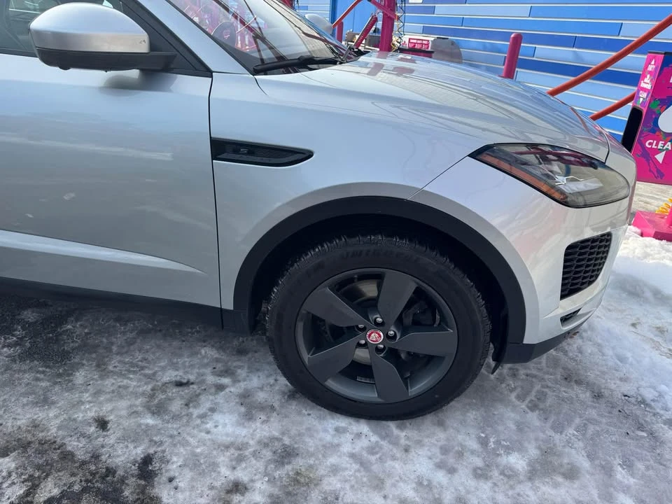 2019 Jaguar E-Pace - Image 11 of 14