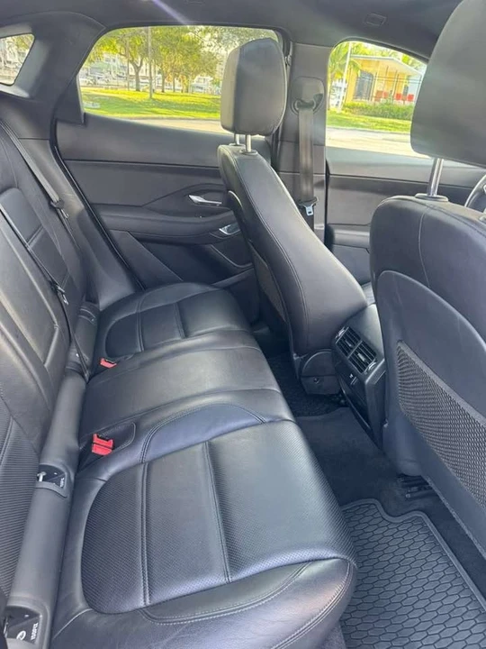 2019 Jaguar E-Pace - Image 12 of 13
