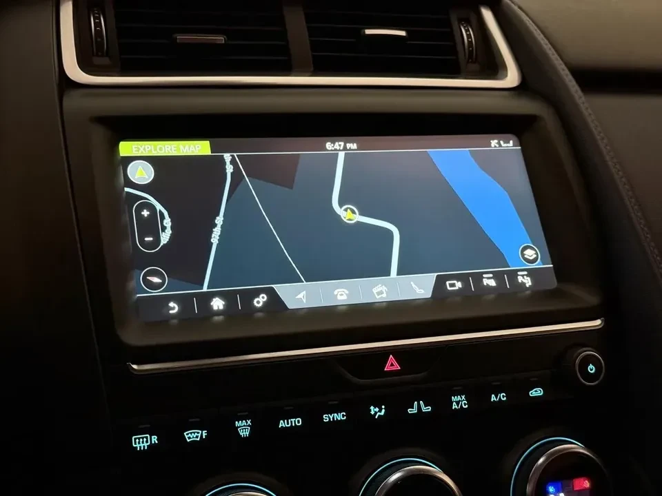 2019 Jaguar E-Pace - Image 16 of 20