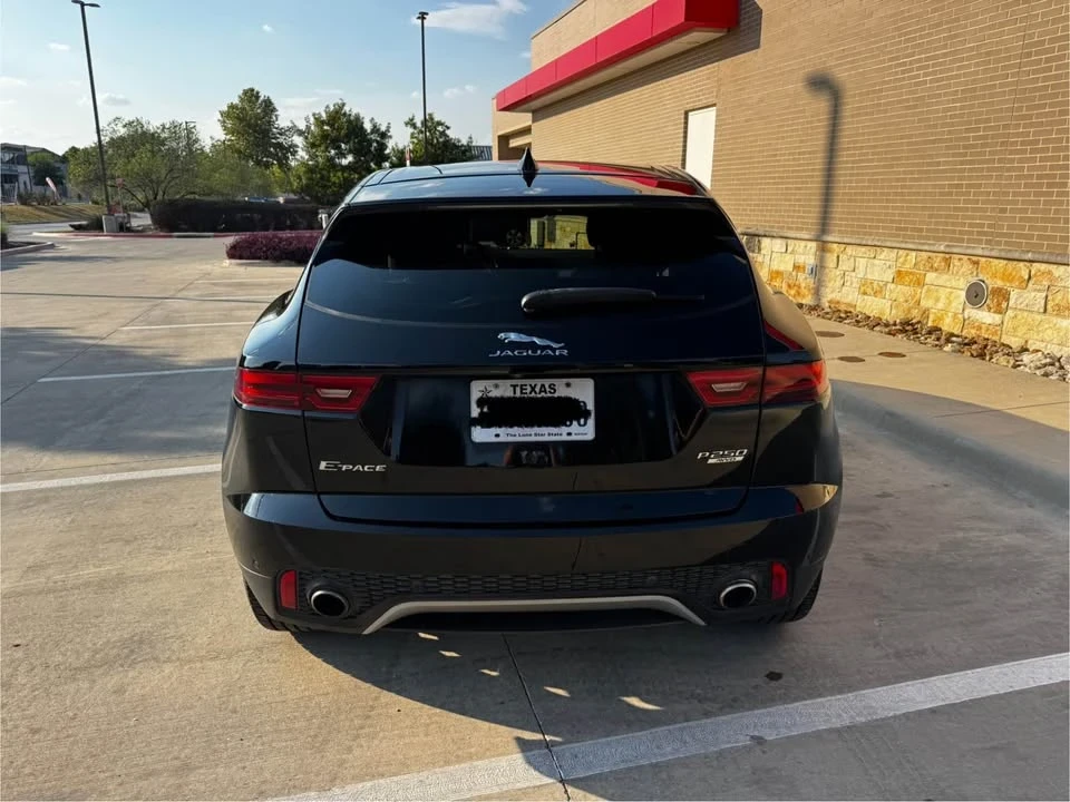 2019 Jaguar E-Pace - Image 13 of 18