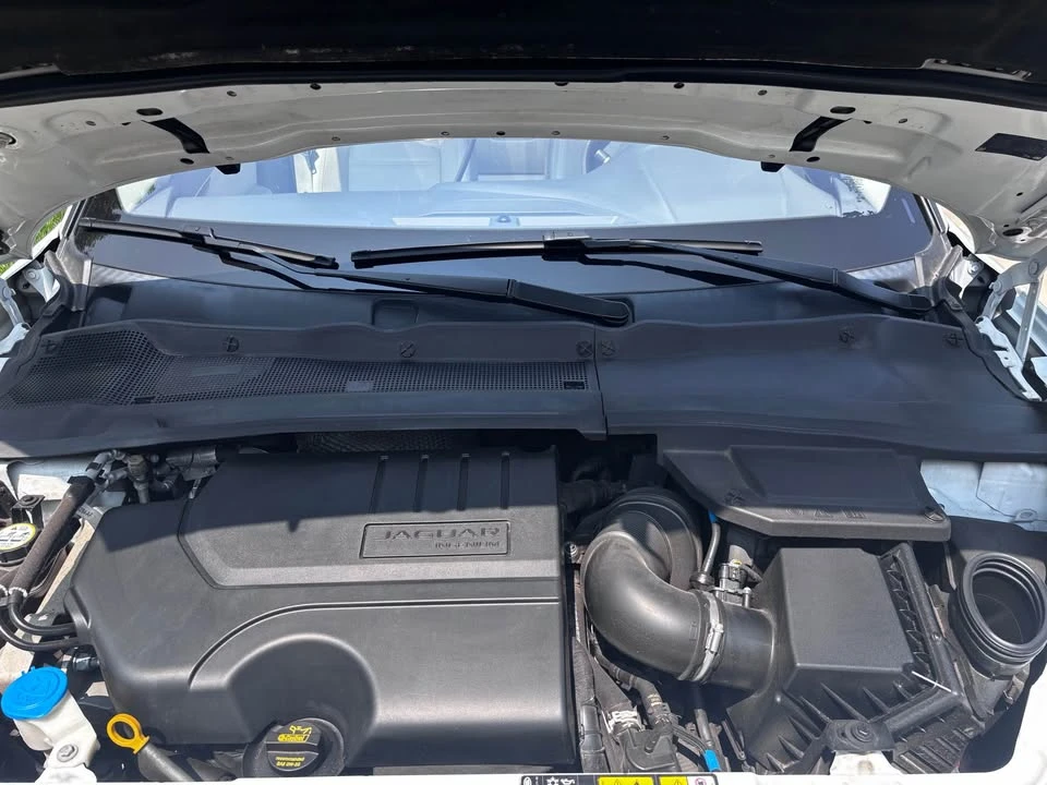 2019 Jaguar E-Pace - Image 6 of 9