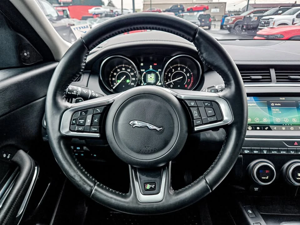 2019 Jaguar E-Pace - Image 19 of 20