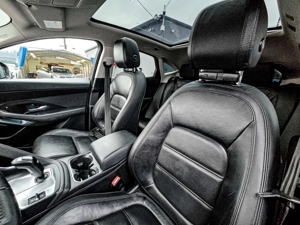 2019 Jaguar E-Pace - Image 10 of 20
