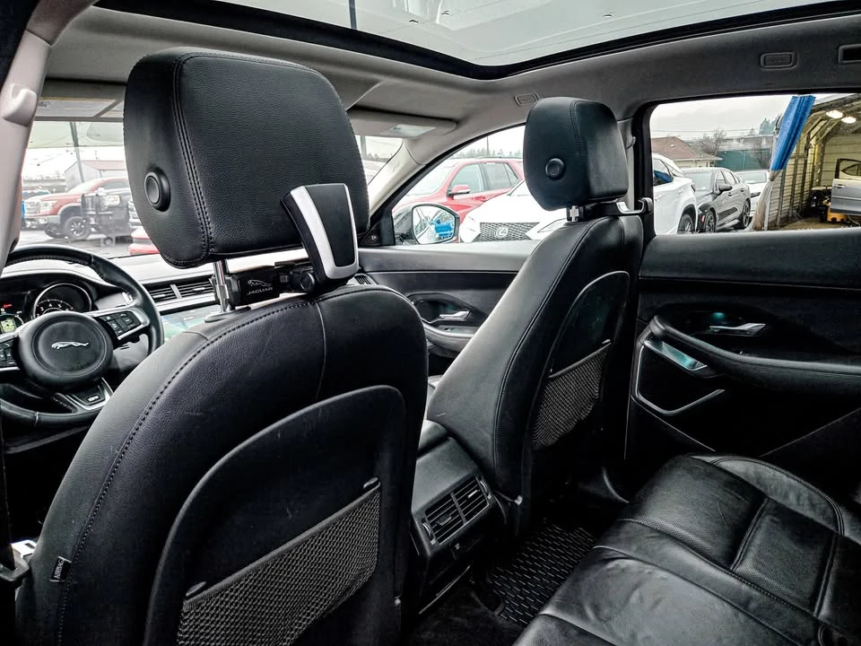 2019 Jaguar E-Pace - Image 11 of 20