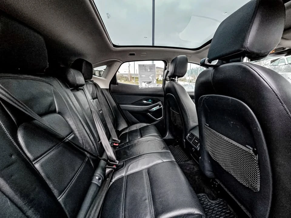 2019 Jaguar E-Pace - Image 15 of 20