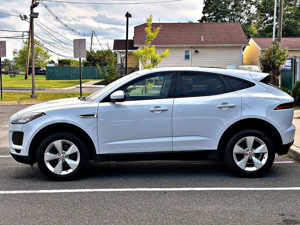 2019 Jaguar E-Pace - Image 8 of 17