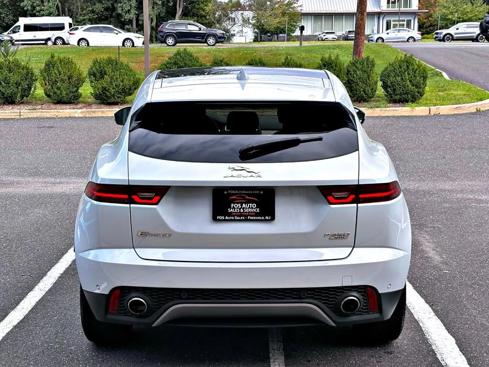 2019 Jaguar E-Pace - Image 6 of 17