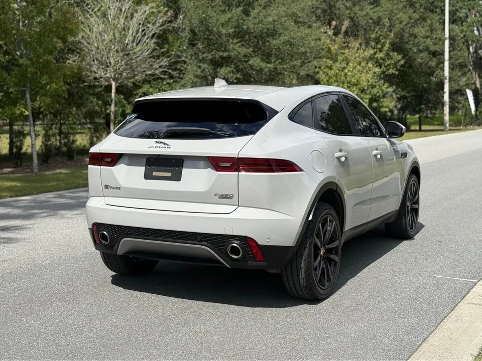2019 Jaguar E-Pace - Image 4 of 9