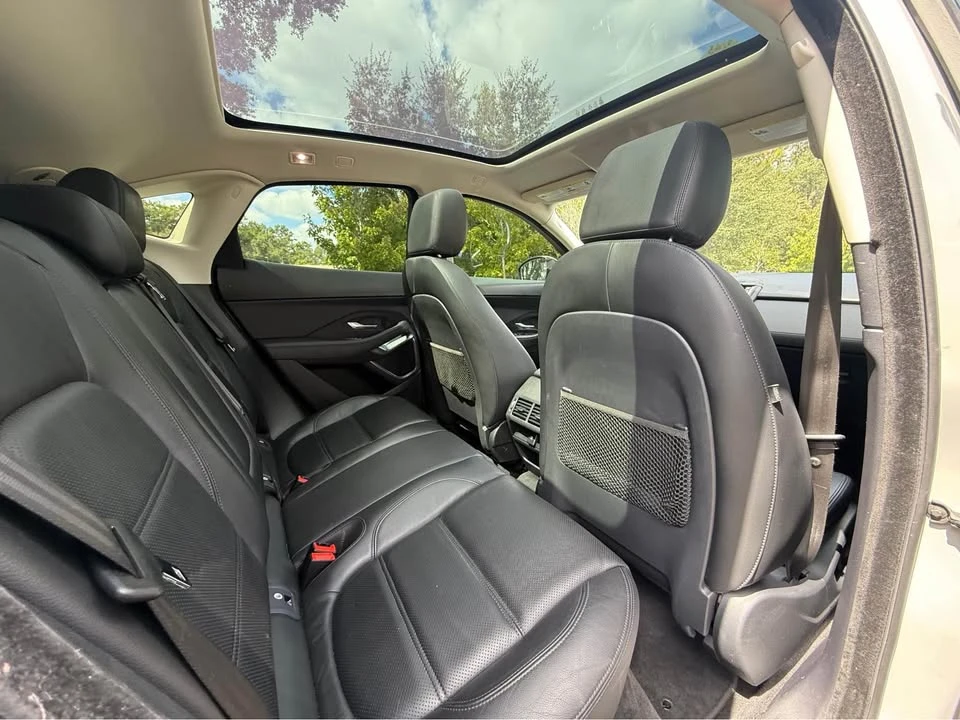 2019 Jaguar E-Pace - Image 6 of 9