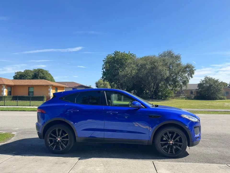 2019 Jaguar E-Pace - Image 6 of 11