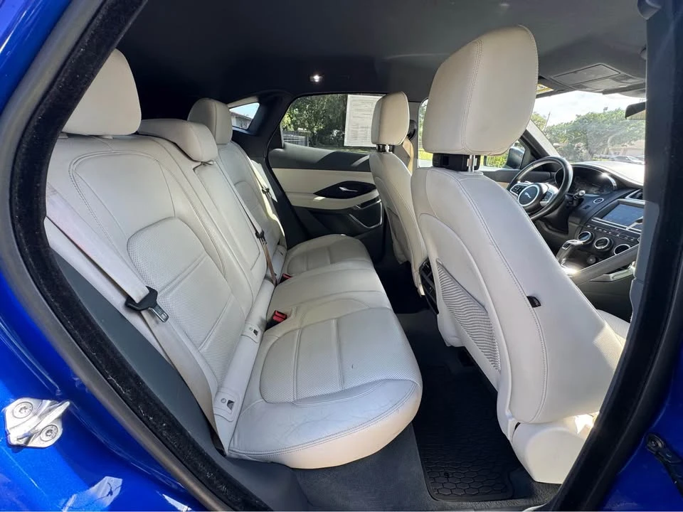 2019 Jaguar E-Pace - Image 10 of 11