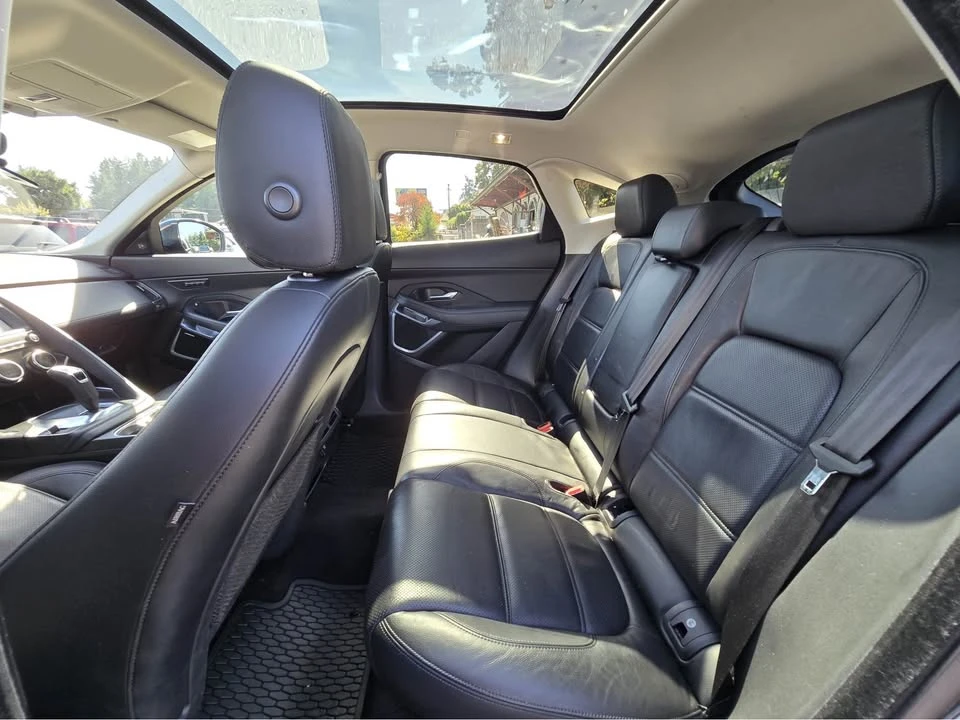 2019 Jaguar E-Pace - Image 10 of 16