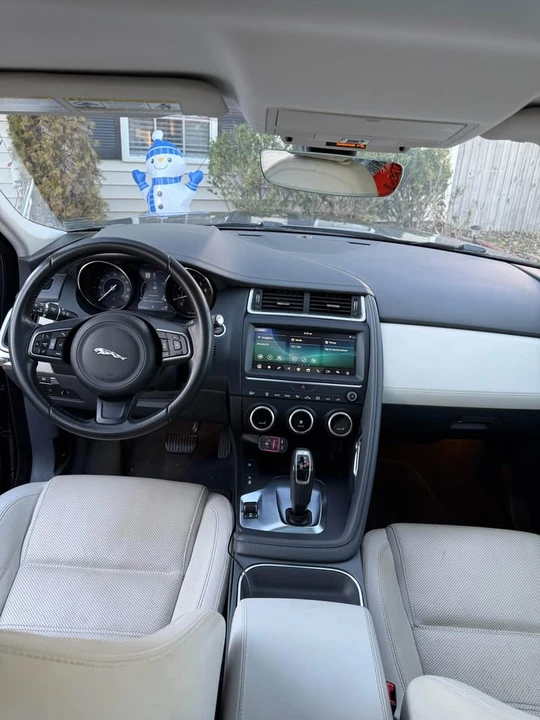2019 Jaguar E-Pace - Image 3 of 9