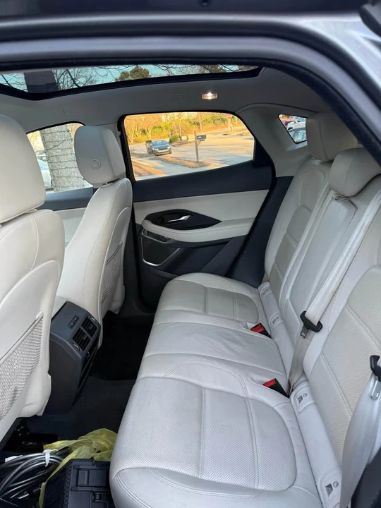 2019 Jaguar E-Pace - Image 5 of 9