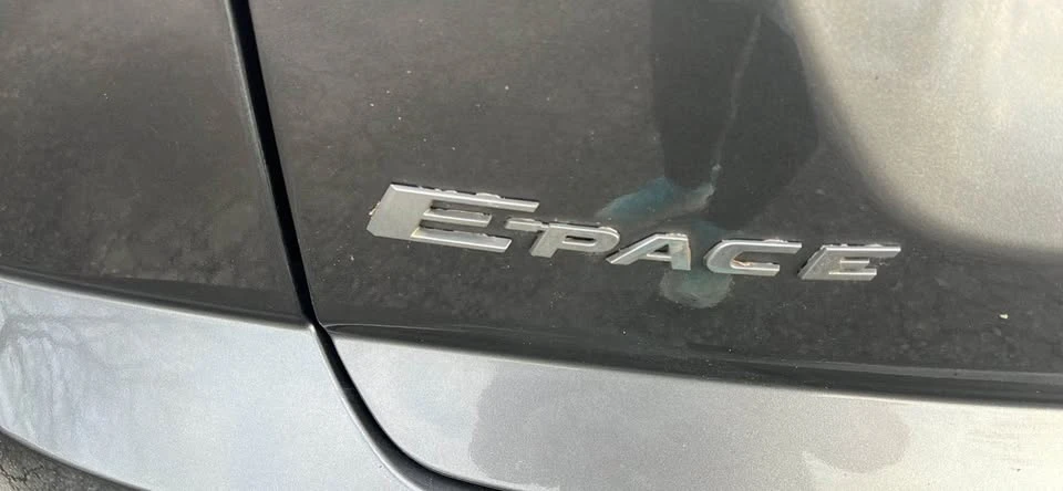 2019 Jaguar E-Pace - Image 14 of 16