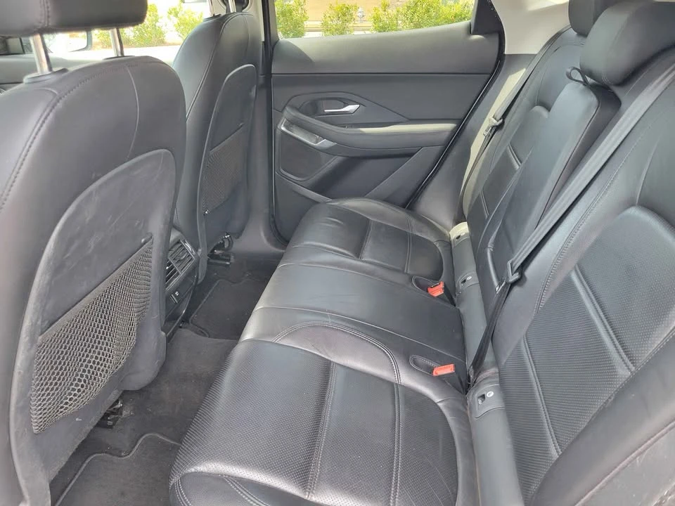 2019 Jaguar E-Pace - Image 17 of 19