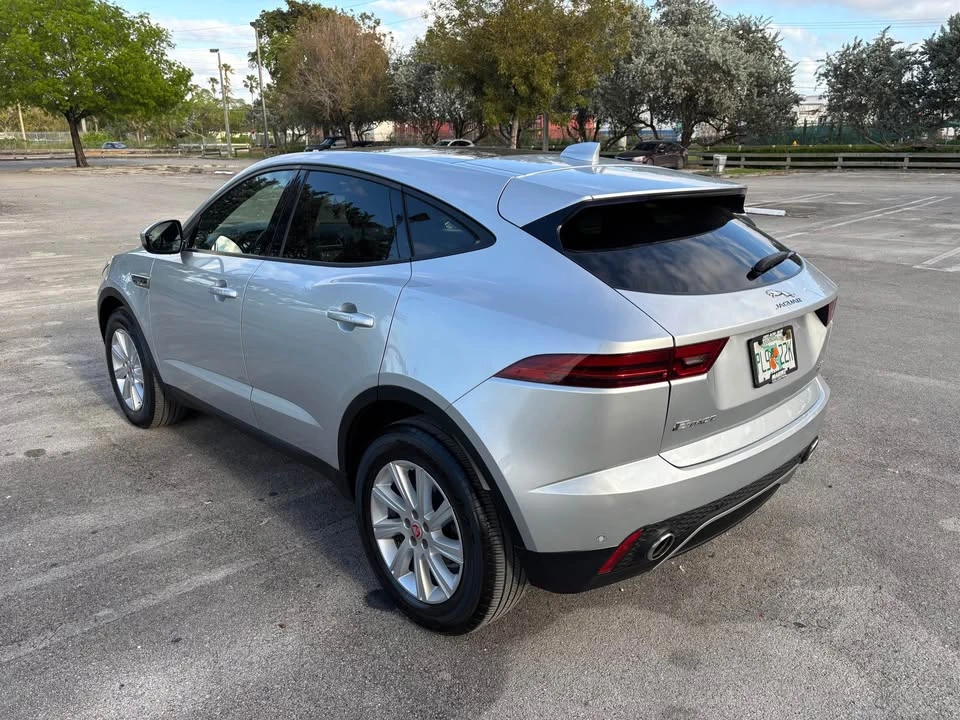 2019 Jaguar E-Pace - Image 5 of 14