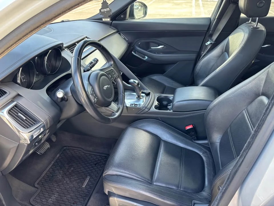 2019 Jaguar E-Pace - Image 10 of 14