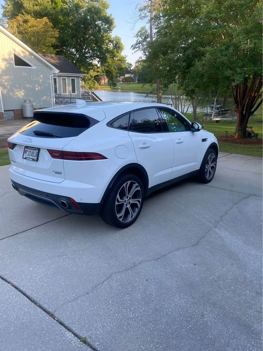 2019 Jaguar E-Pace - Image 3 of 4