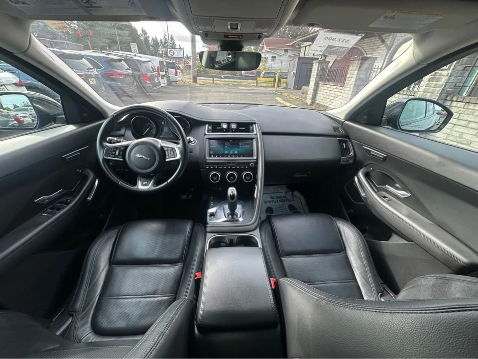 2019 Jaguar E-Pace - Image 7 of 16