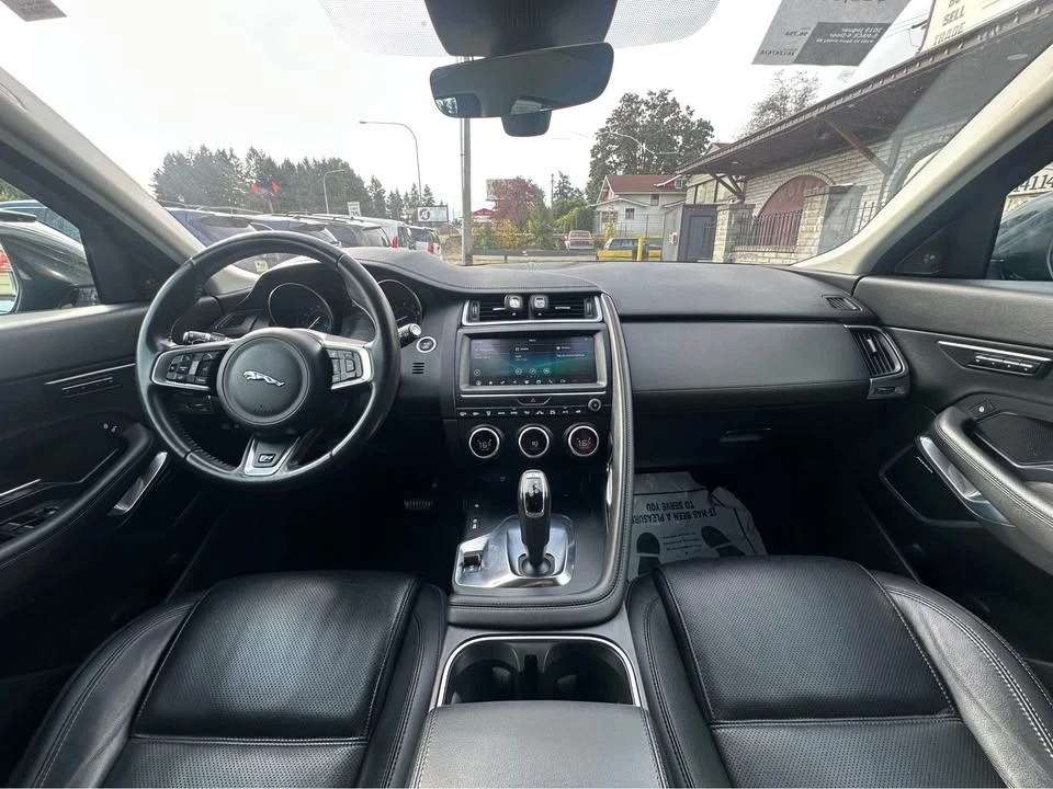 2019 Jaguar E-Pace - Image 10 of 16