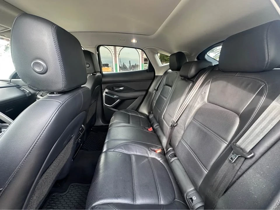 2019 Jaguar E-Pace - Image 6 of 16