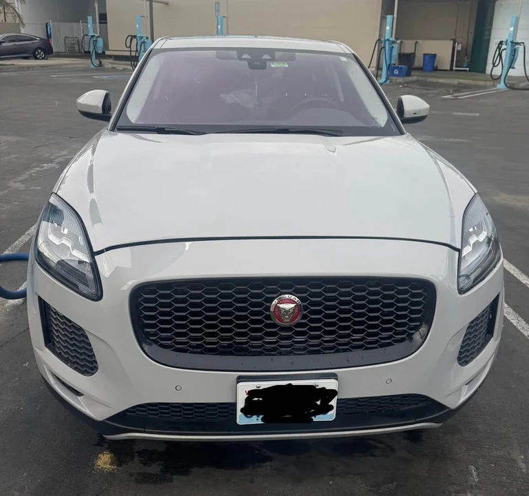 2019 Jaguar E-Pace - Image 4 of 12
