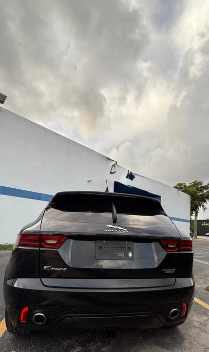 2019 Jaguar E-Pace - Image 4 of 9