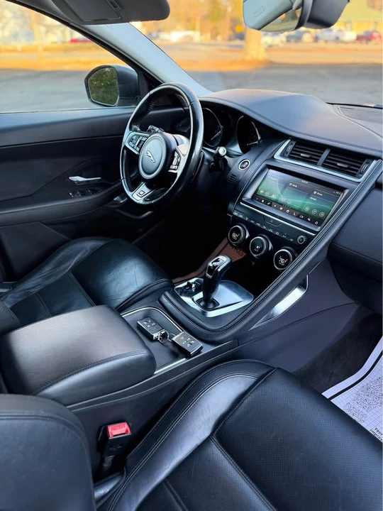 2019 Jaguar E-Pace - Image 20 of 20