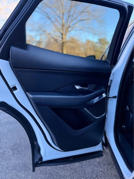 2019 Jaguar E-Pace - Image 13 of 20