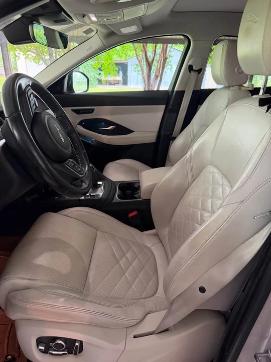 2019 Jaguar E-Pace - Image 8 of 8