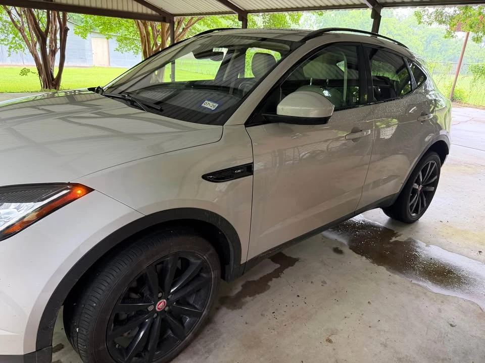 2019 Jaguar E-Pace - Image 4 of 8
