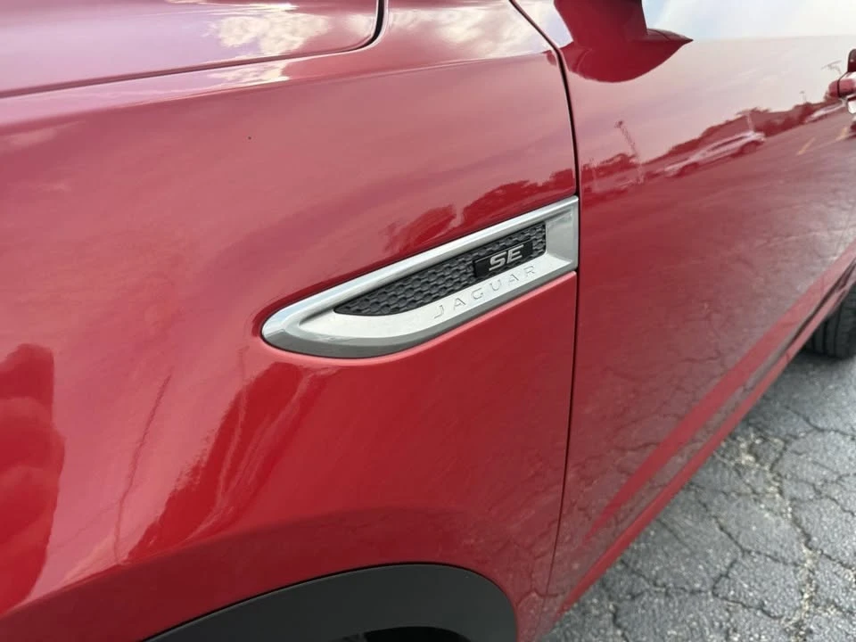2019 Jaguar E-Pace - Image 15 of 19