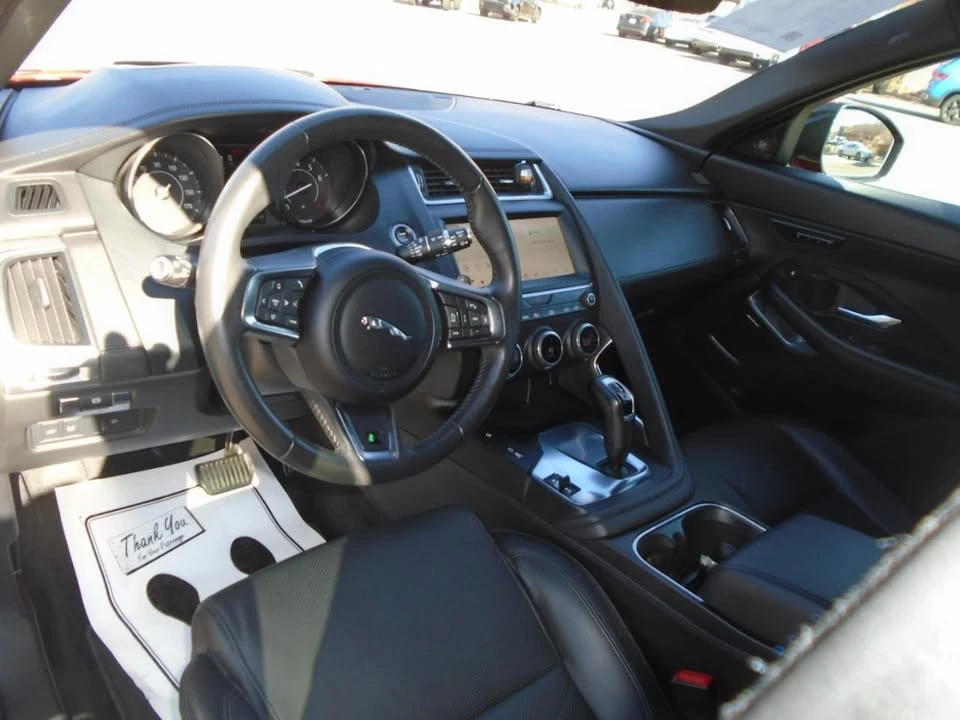 2019 Jaguar E-Pace - Image 11 of 20