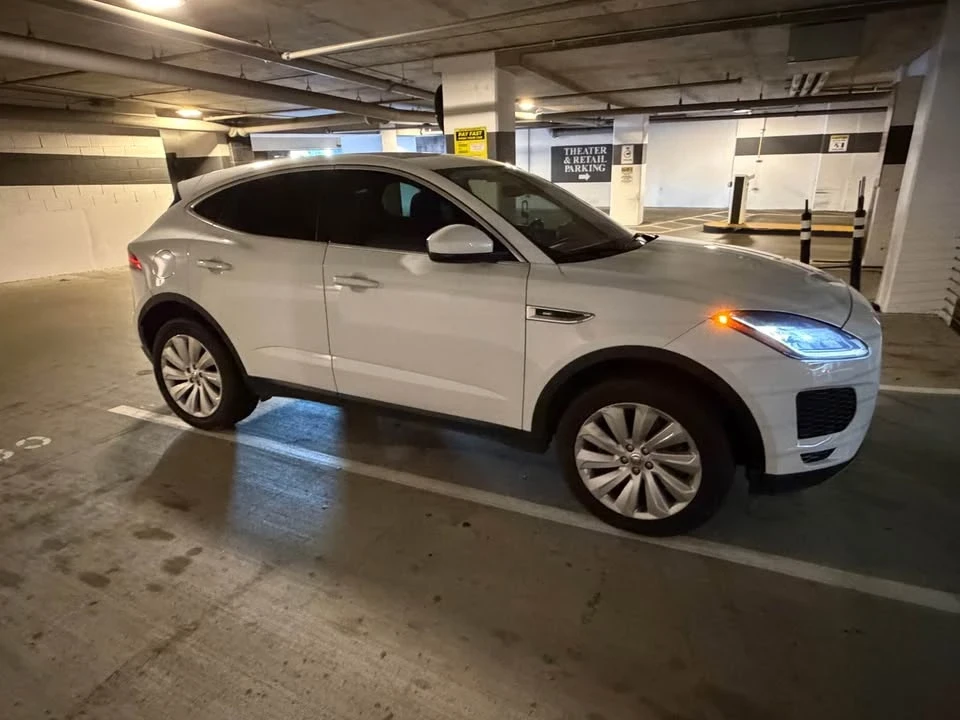 2019 Jaguar E-Pace - Image 4 of 9