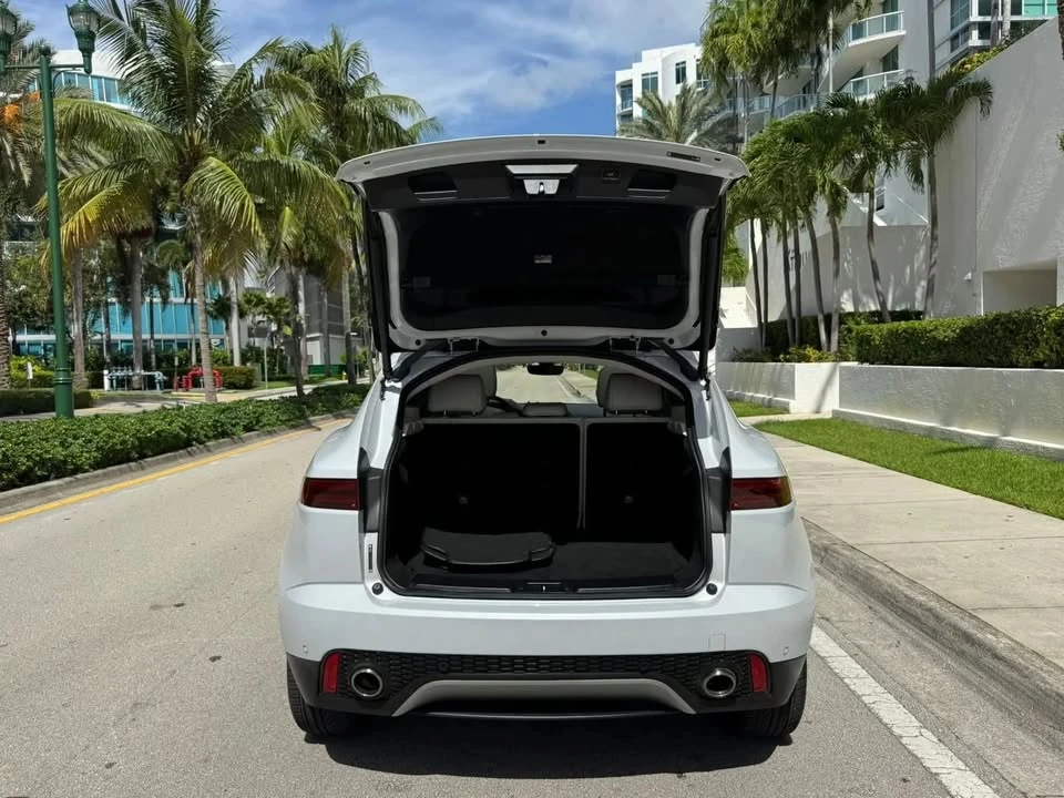 2019 Jaguar E-Pace - Image 18 of 18