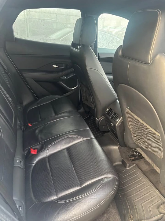 2019 Jaguar E-Pace - Image 9 of 9