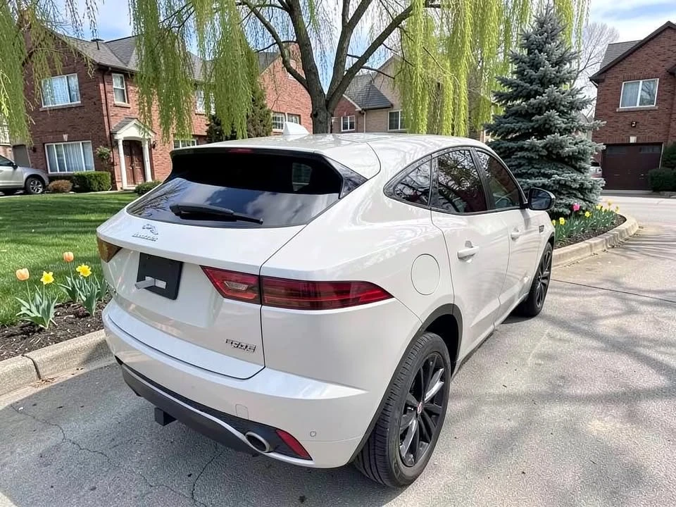 2019 Jaguar E-Pace - Image 3 of 12