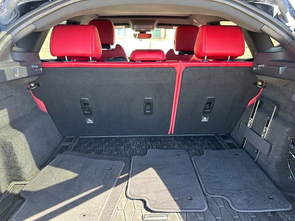 2019 Jaguar E-Pace - Image 12 of 18