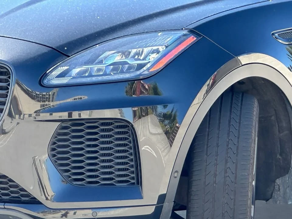 2019 Jaguar E-Pace - Image 6 of 18