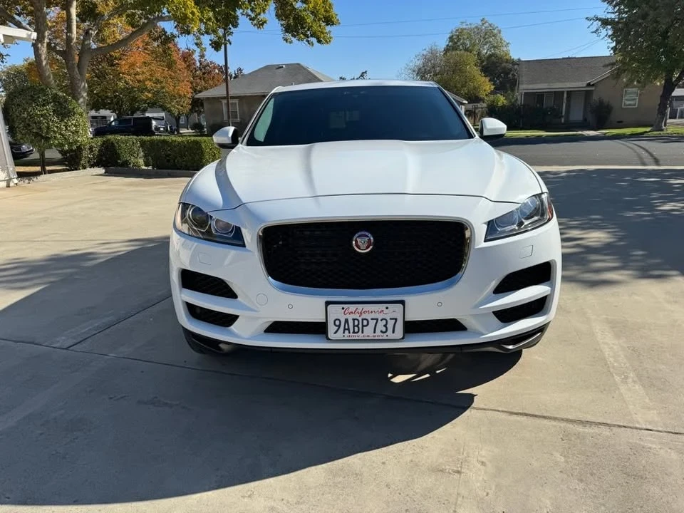 2019 Jaguar F-Pace - Image 2 of 12